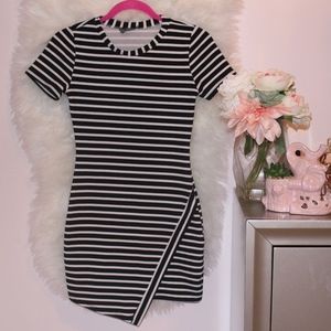 Stenna white/black stripped dress